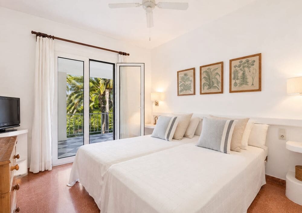 4 sovrum Hus till salu i Ciutadella de Menorca med pool - 1 785 000 € (Ref: 10112166)