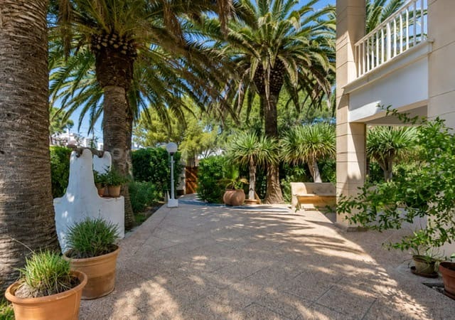 4 sovrum Hus till salu i Ciutadella de Menorca med pool - 1 785 000 € (Ref: 10112166)