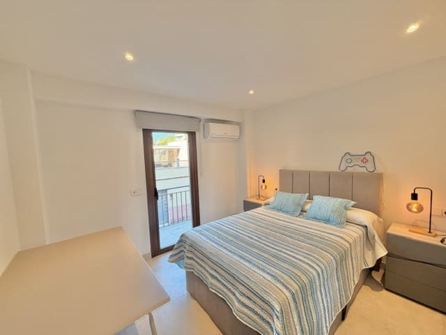 3 bedroom Flat for rent in Palma de Mallorca - € 1,750 (Ref: 10112167)