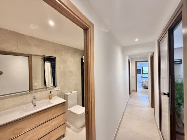 3 bedroom Flat for rent in Palma de Mallorca - € 1,750 (Ref: 10112167)