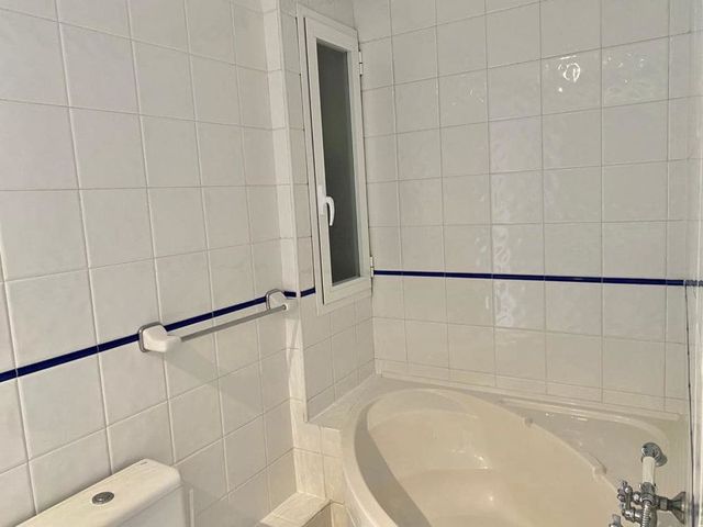 1 makuuhuone Asunto vuokrattavana paikassa Cort, Palma de Mallorca - 1 300 € (Ref: 10112169)