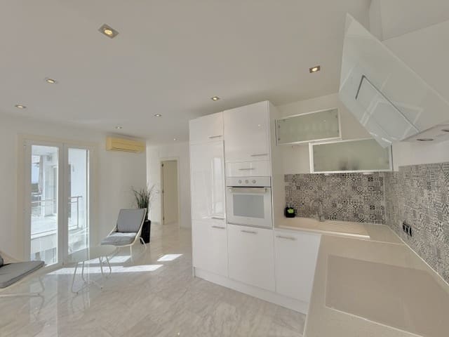 2 Zimmer Penthouse zu vermieten in Cala Pi mit Pool - 2.900 € (Ref: 10140196)