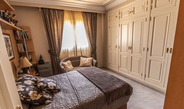 Chalet de 4 habitaciones en Marratxí en venta con piscina garaje - 1.250.000 € (Ref: 10154479)