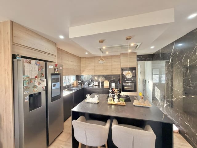 4 soveværelse Lejlighed til salg i Portocristo / Port de Manacor - € 410.000 (Ref: 10158909)