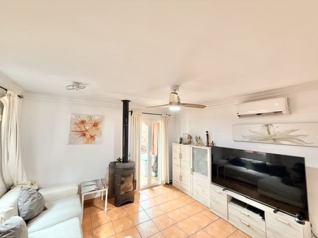 3 makuuhuone Rivitalo vuokrattavana paikassa Tolleric mukana 
autotalli - 1 900 € (Ref: 10170274)