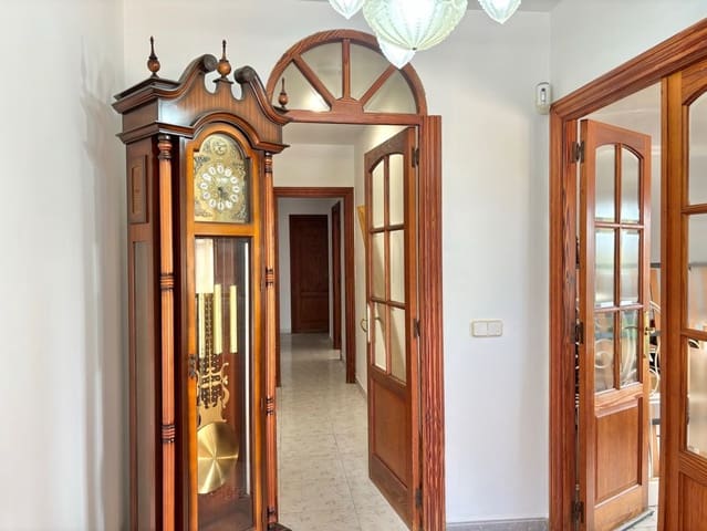 6 quarto Quinta/Casa Rural para venda em Llucmajor com piscina - 765 000 € (Ref: 10170275)