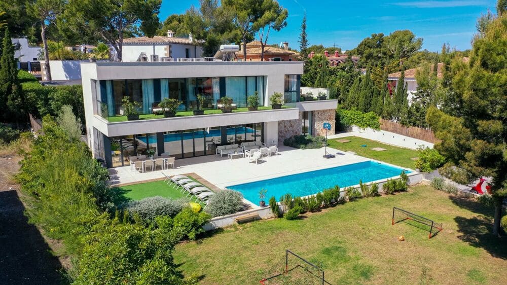 6 sypialnia Willa do wynajęcia w Santa Ponsa z basenem - 10 000 € (Ref: 10170276)