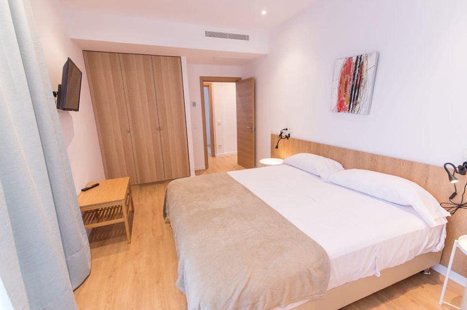 6 sypialnia Willa do wynajęcia w Santa Ponsa z basenem - 10 000 € (Ref: 10170276)