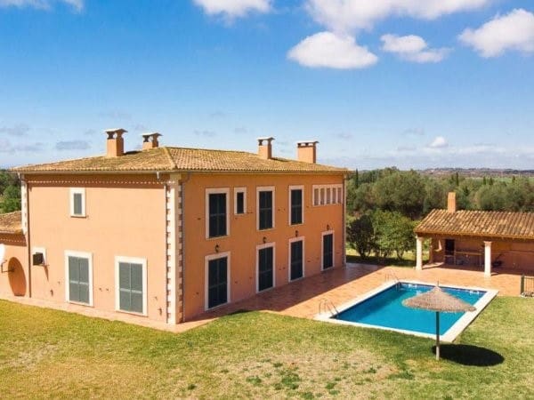 5 bedroom Finca/Country House for rent in Santanyi with pool - € 5,000 (Ref: 10170277)