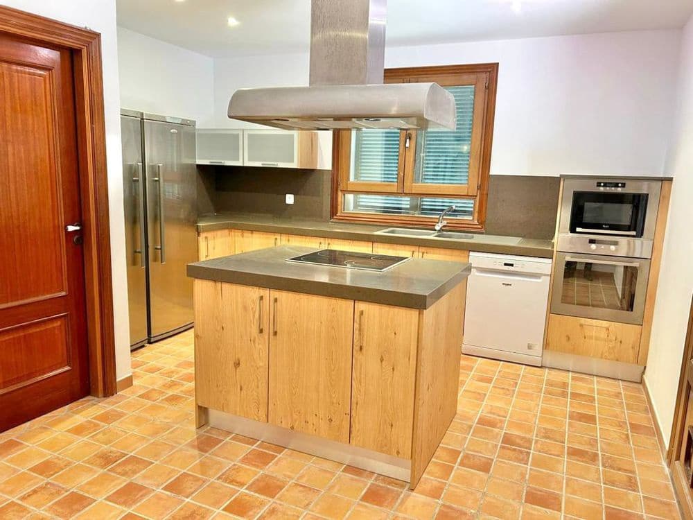 5 bedroom Finca/Country House for rent in Santanyi with pool - € 5,000 (Ref: 10170277)
