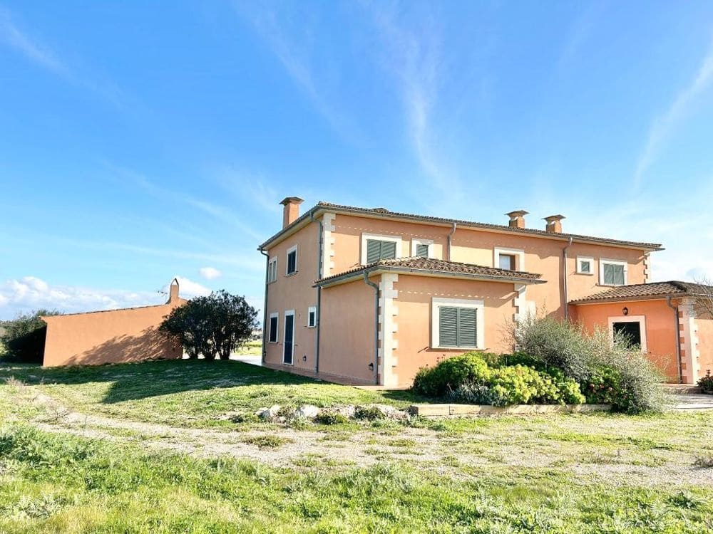5 bedroom Finca/Country House for rent in Santanyi with pool - € 5,000 (Ref: 10170277)