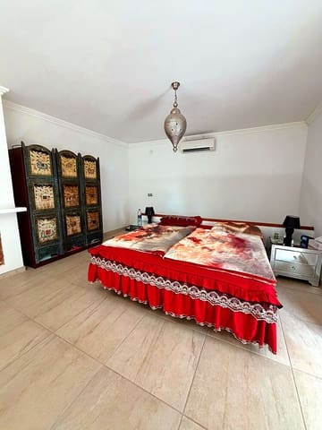 3 soverom Hus til salgs i Santa Eulalia / Santa Eularia med svømmebasseng garasje - € 1 490 000 (Ref: 10174232)
