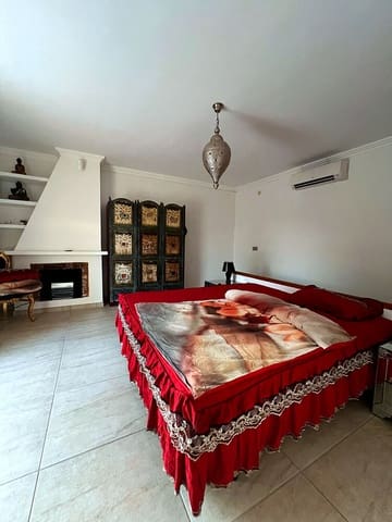 3 soverom Hus til salgs i Santa Eulalia / Santa Eularia med svømmebasseng garasje - € 1 490 000 (Ref: 10174232)