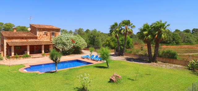 3 soveværelse Finca/Landehus til salg i Campos med swimmingpool garage - € 1.590.000 (Ref: 10174233)