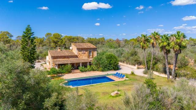 3 soveværelse Finca/Landehus til salg i Campos med swimmingpool garage - € 1.590.000 (Ref: 10174233)