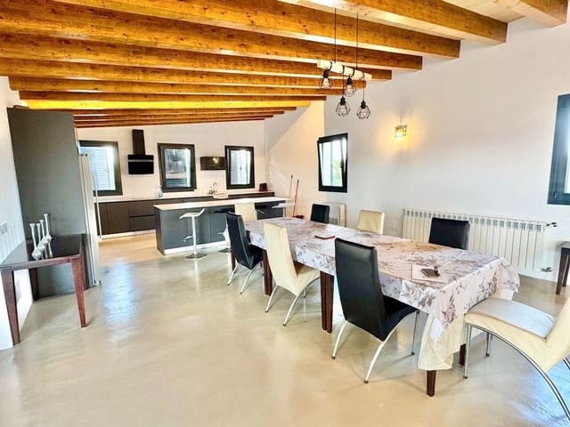 5 soveværelse Finca/Landehus til leje i Campos med swimmingpool - € 8.000 (Ref: 10174764)