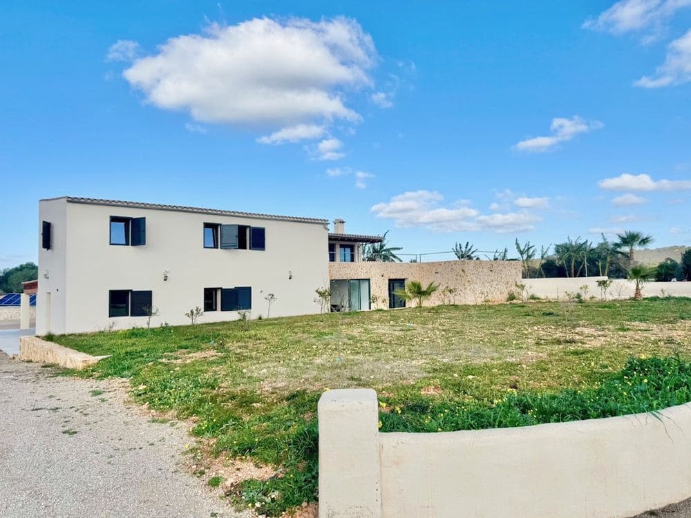 5 soveværelse Finca/Landehus til leje i Campos med swimmingpool - € 8.000 (Ref: 10174764)