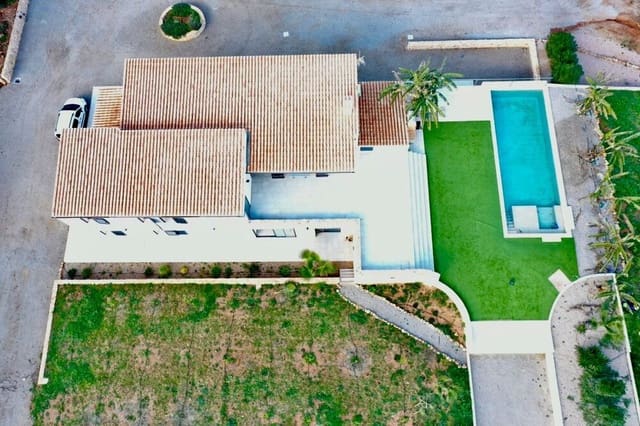 5 slaapkamer Finca/Landhuis te koop in Campos met zwembad - € 3.150.000 (Ref: 10174765)