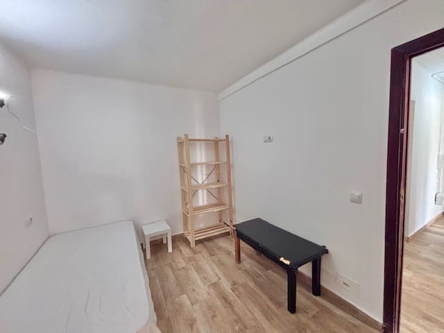 3 bedroom Flat for sale in L'Arenal / S'Arenal - € 259,999 (Ref: 8851017)