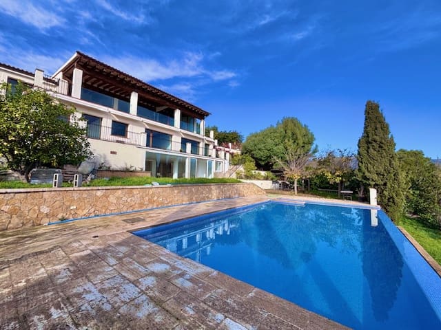 7 bedroom Villa for rent in Esporles with pool - € 15,000 (Ref: 8866614)