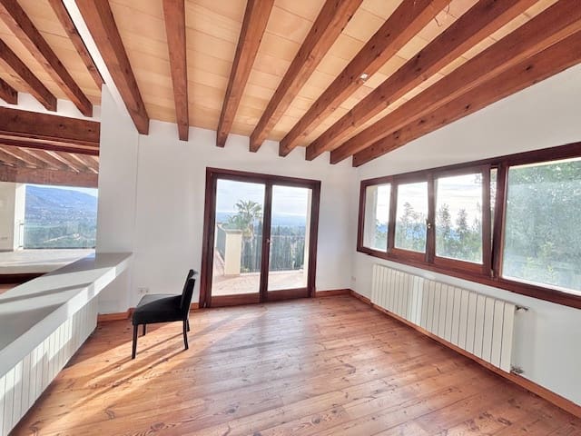 7 bedroom Villa for rent in Esporles with pool - € 15,000 (Ref: 8866614)