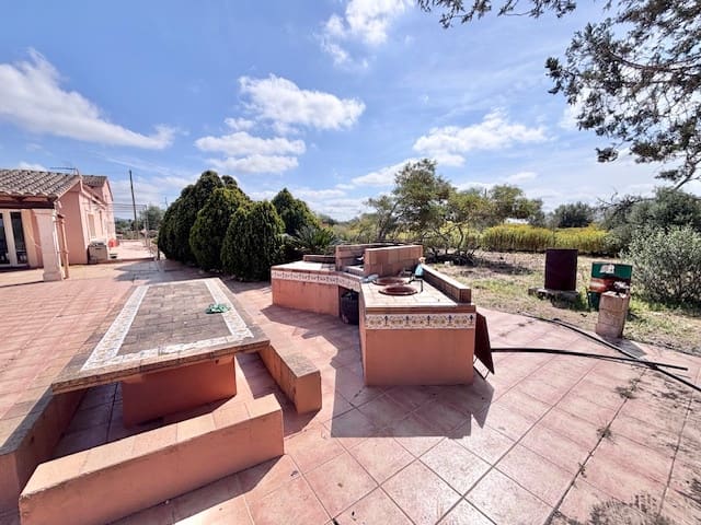 6 chambre Finca/Maison de Campagne à vendre à Llucmajor avec piscine - 950 000 € (Ref: 8927883)