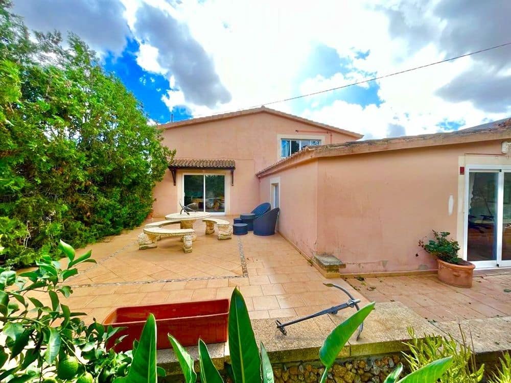 6 chambre Finca/Maison de Campagne à vendre à Llucmajor avec piscine - 950 000 € (Ref: 8927883)