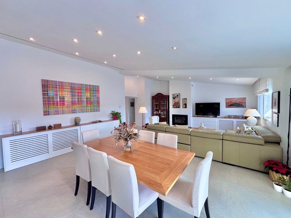 4 camera da letto Villa in vendita in Establiments con piscina - 2.555.000 € (Rif: 8927884)