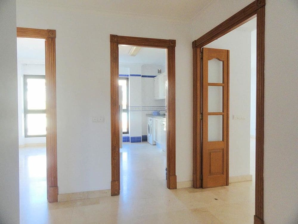 3 bedroom Flat for rent in Portixol - € 3,100 (Ref: 8933514)