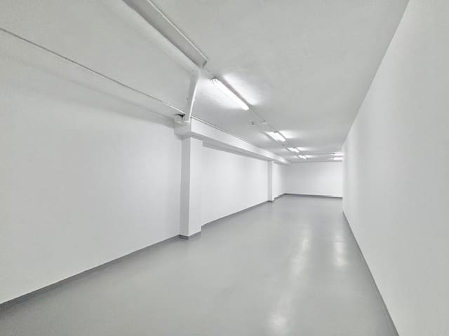 Commercial for rent in Palma de Mallorca - € 1,808 (Ref: 8936090)