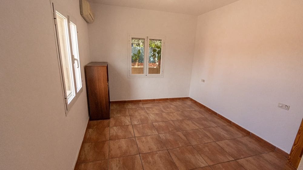 2 chambre Finca/Maison de Campagne à vendre à Son Sardina avec piscine - 895 000 € (Ref: 8942151)