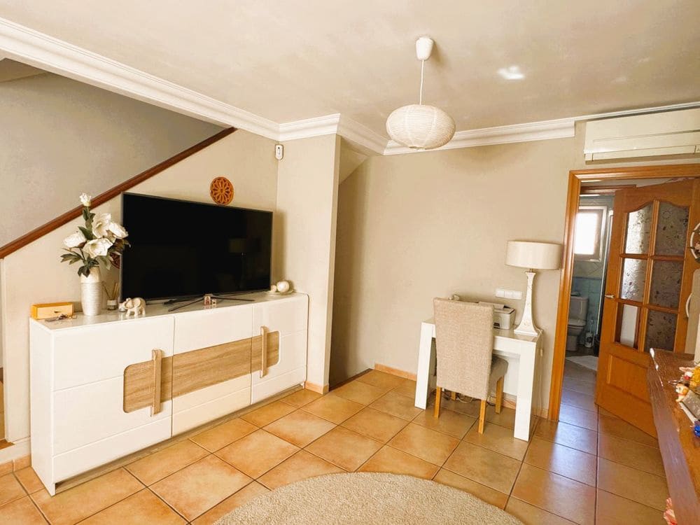 3 bedroom Terraced Villa for sale in Palma de Mallorca - € 535,000 (Ref: 9591675)