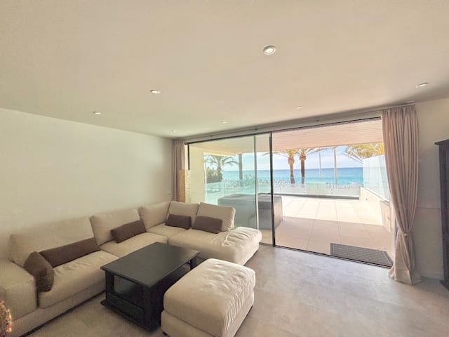 Piso de 3 habitaciones en Las Maravillas en venta - 1.285.000 € (Ref: 9591681)