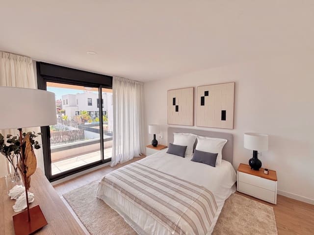 4 soverom Hus til salgs i Puig de Ros med svømmebasseng - € 980 000 (Ref: 9591686)