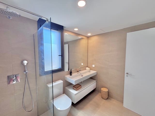 4 soverom Hus til salgs i Puig de Ros med svømmebasseng - € 980 000 (Ref: 9591686)