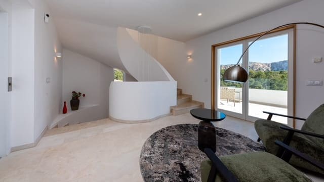 4 soveværelse Villa til salg i Puerto de Andratx med swimmingpool - € 4.750.000 (Ref: 9591689)