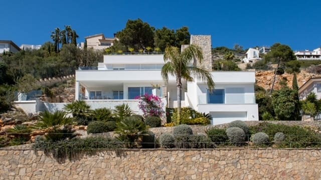 4 soveværelse Villa til salg i Puerto de Andratx med swimmingpool - € 4.750.000 (Ref: 9591689)