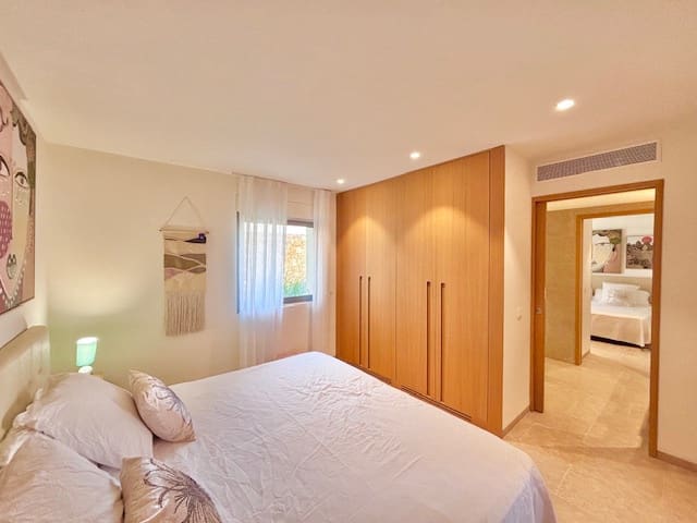 5 sovrum Villa till salu i Cala Conta med pool - 3 300 000 € (Ref: 9591690)