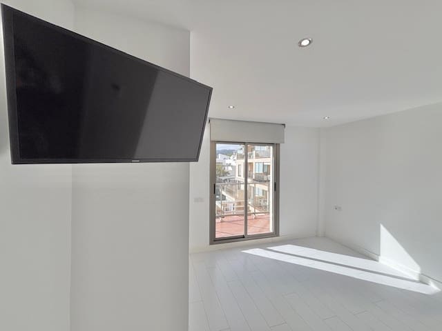 Ático de 3 habitaciones en Palma de Mallorca en alquiler - 2.800 € (Ref: 9596723)