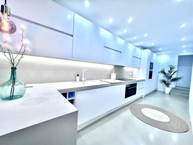 6 makuuhuone Maalaistalo vuokrattavana paikassa Son Anglada, Palma de Mallorca mukana uima-altaan - 10 000 € (Ref: 9603368)