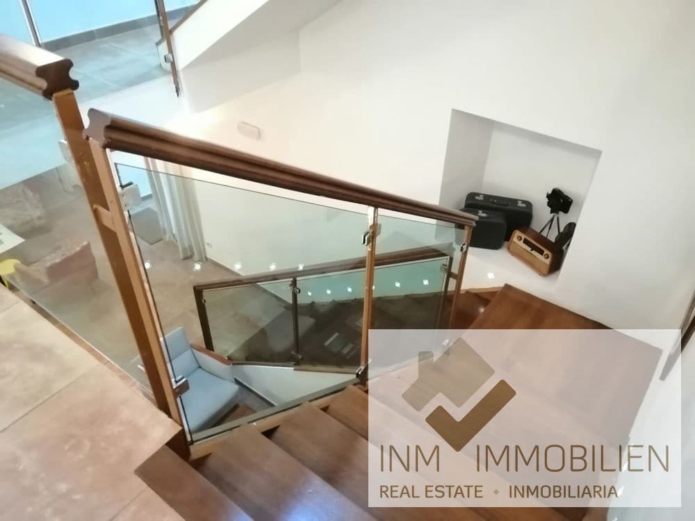 10 bedroom Hotel for sale in Sineu - € 1,475,000 (Ref: 9618121)