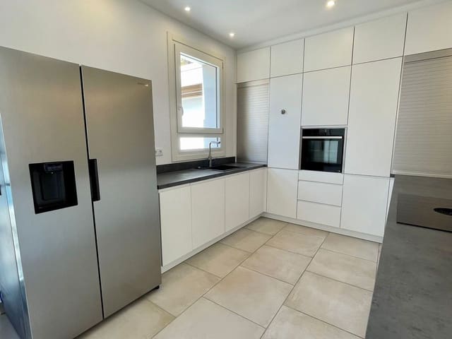 4 slaapkamer Huis te koop in Llucmajor met zwembad - € 1.200.000 (Ref: 9653323)