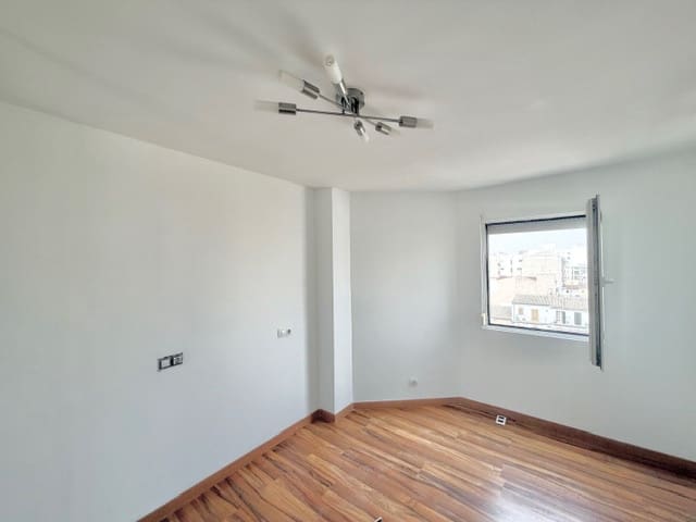 3 makuuhuone Asunto myytävänä paikassa L'Arenal / S'Arenal, Llucmajor - 318 000 € (Ref: 9681419)