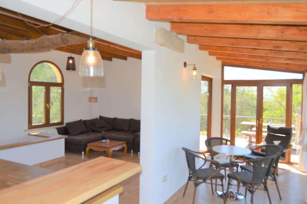 3 soveværelse Finca/Landehus til leje i Llucmajor med swimmingpool - € 2.750 (Ref: 9684359)