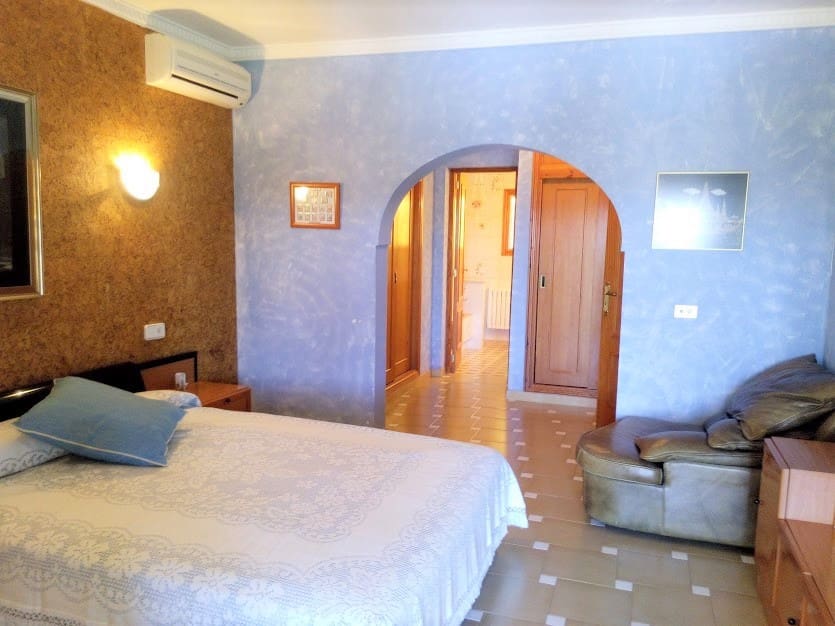 5 makuuhuone Omakotitalo vuokrattavana paikassa Santa Ponsa mukana uima-altaan - 4 500 € (Ref: 9723534)