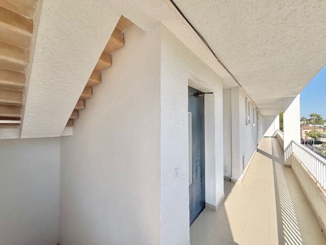 1 bedroom Flat for rent in Las Maravillas - € 1,400 (Ref: 9736179)