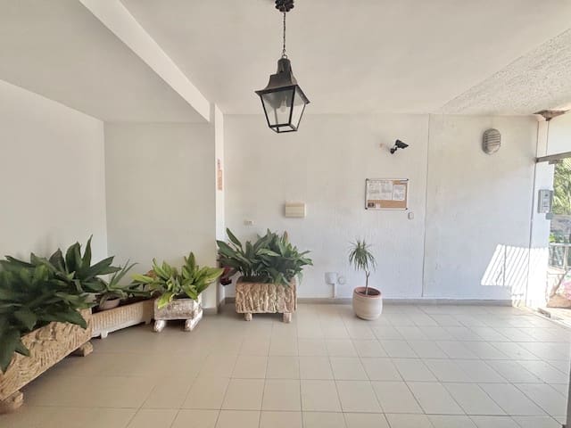 1 bedroom Flat for rent in Las Maravillas - € 1,400 (Ref: 9736179)