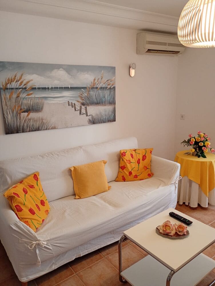 1 sovrum Lägenhet att hyra i Las Maravillas - 1 050 € (Ref: 9759430)