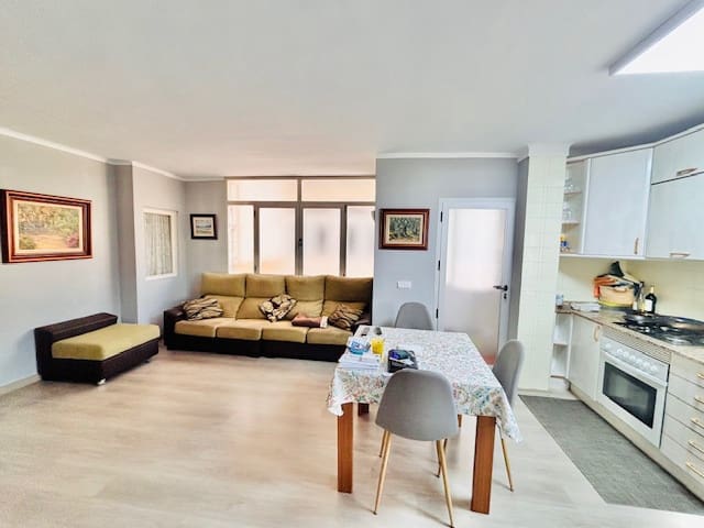 3 chambre Appartement à vendre à Es Molinar / El Molinar - 495 000 € (Ref: 9776940)