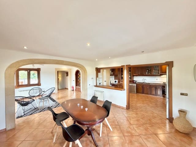 4 slaapkamer Finca/Landhuis te koop in Sa Pobla met zwembad - € 1.250.000 (Ref: 9789444)